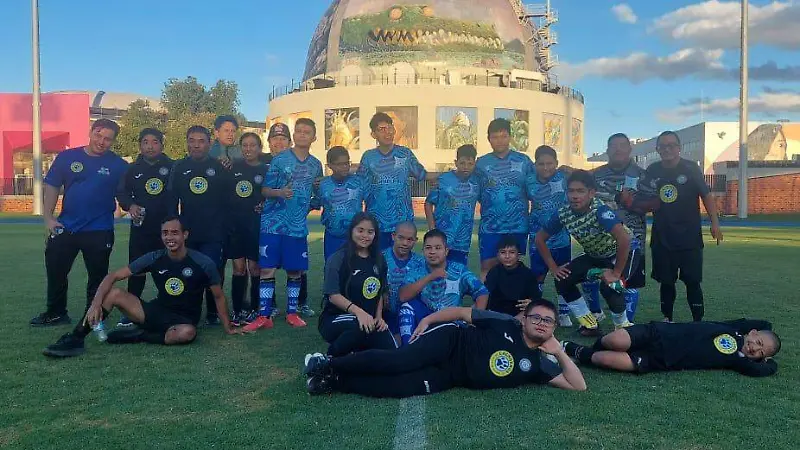 “Gente Especial” en 5to. Torneo de Inclusión Gallos Smiling 2025 (3)